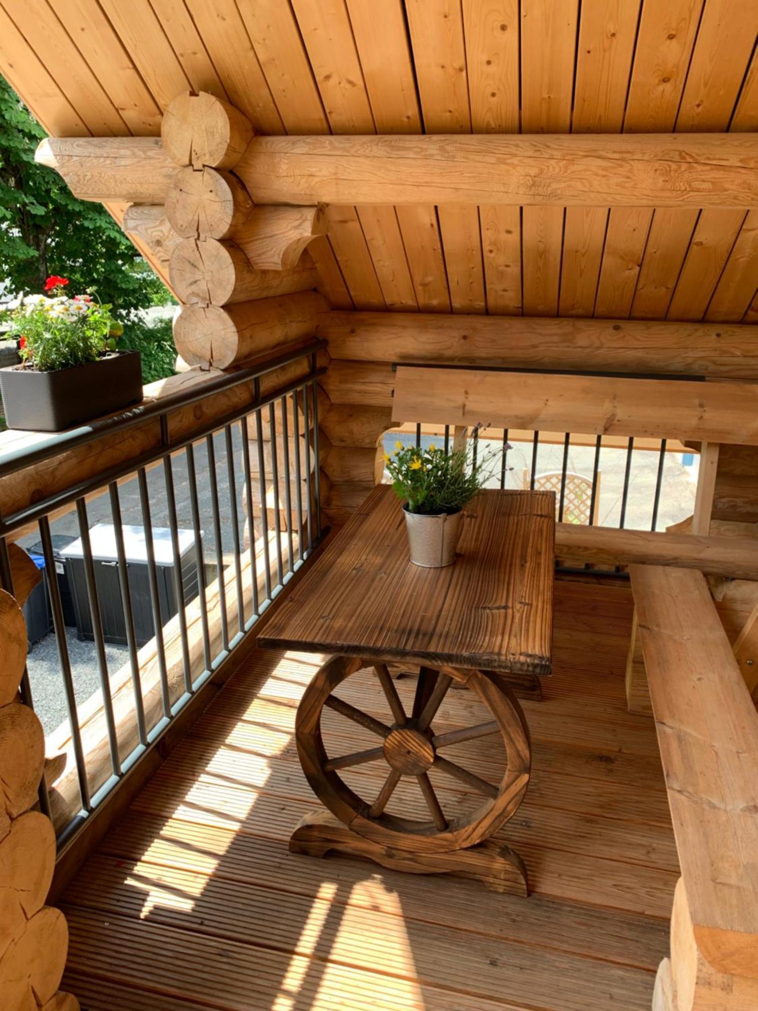 Holiday home Traumzeit Hahnenkleer Huette